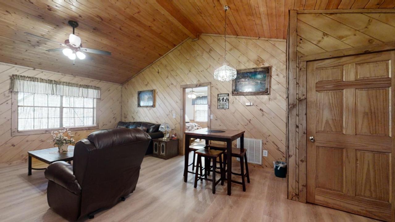 Little Mountain Hideaway Cabin Піджен-Фордж Екстер'єр фото